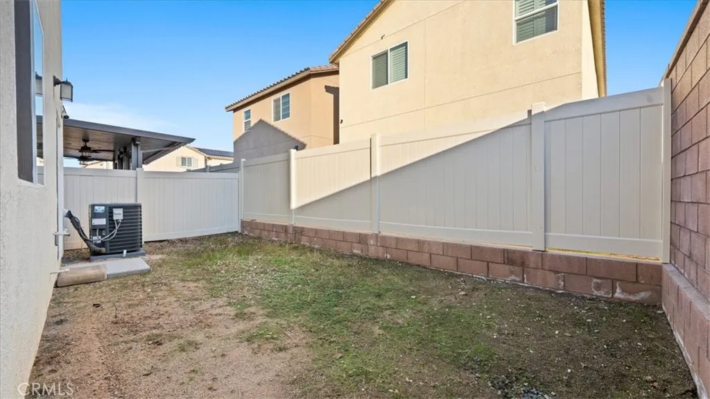 12882 Breccia Way, Moreno Valley, California 92555 home-pic-32